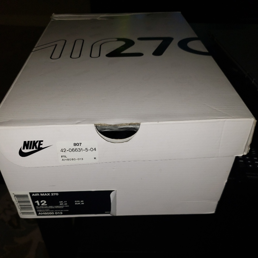 Men's Nike Air Max 270 Size 12